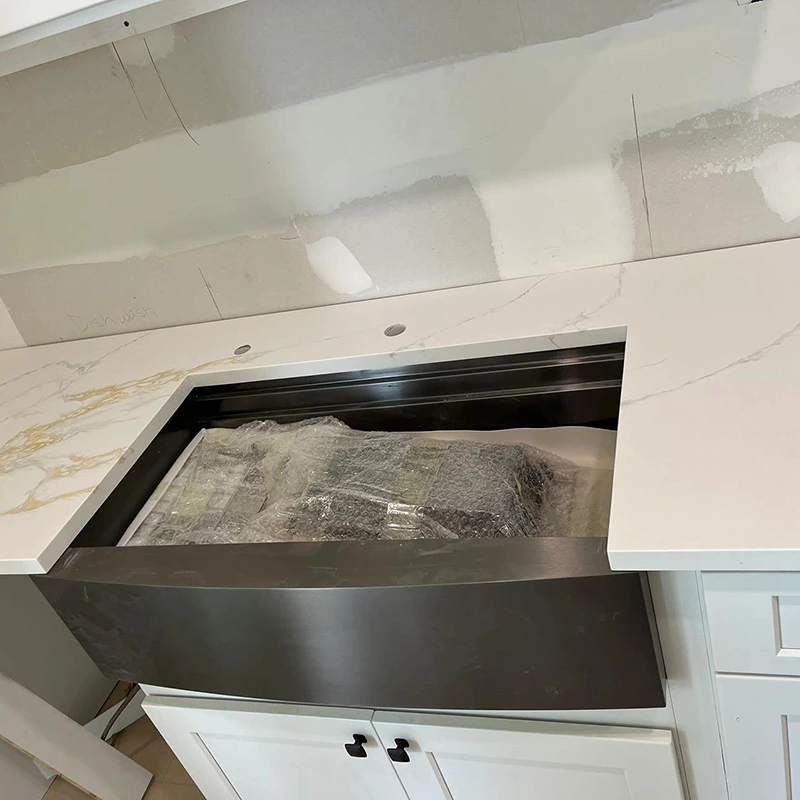 Calacatta Gold Quartz -taso